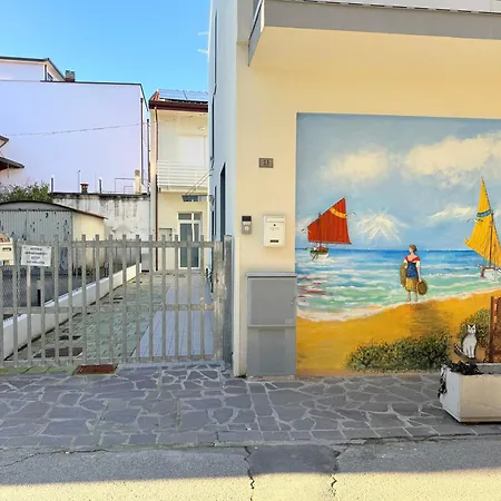 B002 - Bellaria, Ampio A 200m Dal Mare *